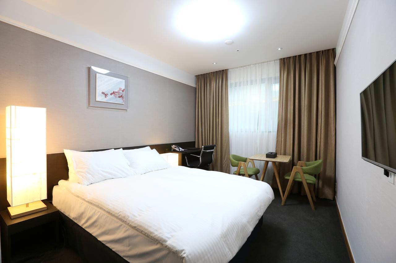Benikea Premier Hotel Dongdaemun Séoul Extérieur photo